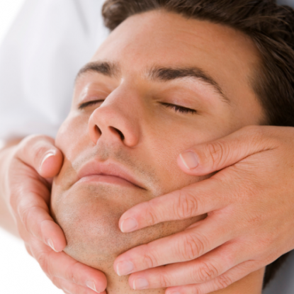 Comment bien choisir son soin anti-âge pour homme ?