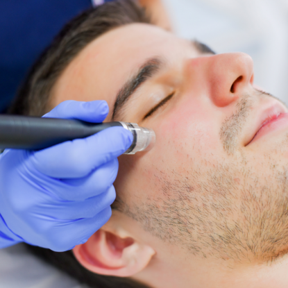 Soin sur-mesure du visage pour hommes 